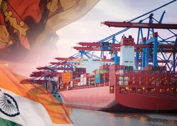 India's merchandise exports in August declined by 9.3%, dropping to $34.7 billion (₹2.90 lakh crore).