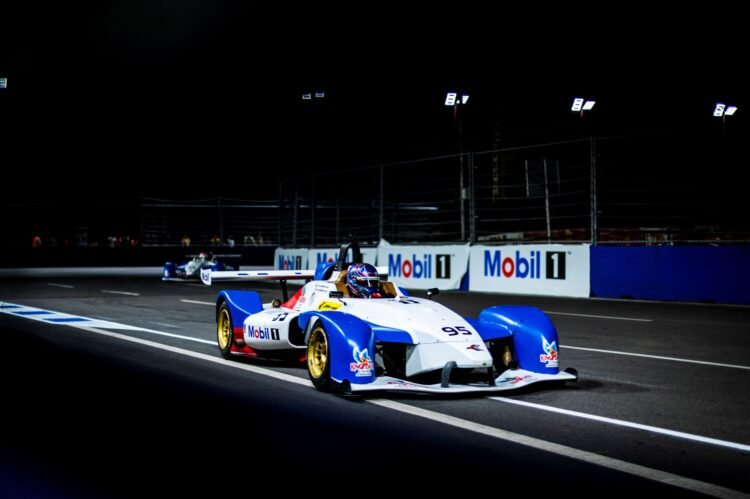 Mobil™ Hosts India’s First Night Street Race in Chennai with ‘Indian Racing Festival 2024’ 1 ‘Indian Racing Festival 2024’ Sets a New Benchmark for Motorsports in India