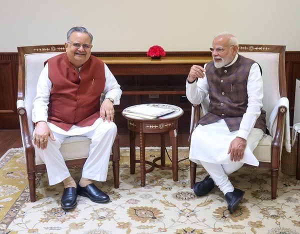 Chhattisgarh Speaker Dr. Raman Singh Invites PM Modi to Inaugurate New Assembly Building 2 Chhattisgarh Speaker Dr. Raman Singh Invites PM Modi to Inaugurate New Assembly Building