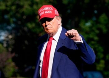 Trump Suggests India May Stop Buying Russian Oil; Indian Officials Deny, Say Purchases Continue 4 Trump Suggests India May Stop Buying Russian Oil; Indian Officials Deny, Say Purchases Continue