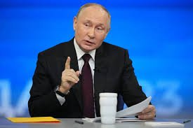 Putin Warns of Retaliation If US Launches Tomahawk Strikes; Calls Trump’s Sanctions on Russian Oil Firms “Hostile Acts” That Threaten Global Stability 2 Putin Warns of Retaliation If US Launches Tomahawk Strikes; Calls Trump’s Sanctions on Russian Oil Firms “Hostile Acts” That Threaten Global Stability