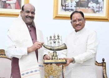Lok Sabha Speaker Om Birla Meets Chhattisgarh CM Vishnu Deo Sai in Raipur