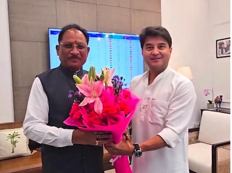 छत्तीसगढ़ के दूरस्थ क्षेत्रों को मिलेगी मजबूत डिजिटल पहचान, 2,305 नए मोबाइल टावरों के लिए केंद्र से मंजूरी का आग्रह