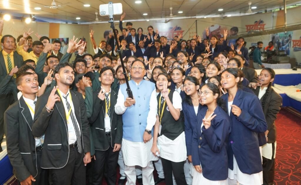 From Education to a Developed Chhattisgarh: CM Vishnu Deo Sai Shares Vision with NEET Achievers 2 From Education to a Developed Chhattisgarh: CM Vishnu Deo Sai Shares Vision with NEET Achievers