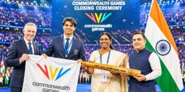 Glasgow Commonwealth Games End as India Receives Flag