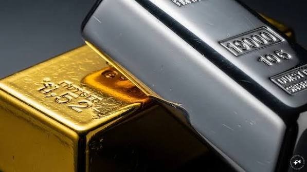 Gold, Silver Likely to Trade in Narrow Range as Markets Await US Jobs Data and Fed Signals 2 Gold, Silver Likely to Trade in Narrow Range as Markets Await US Jobs Data and Fed Signals