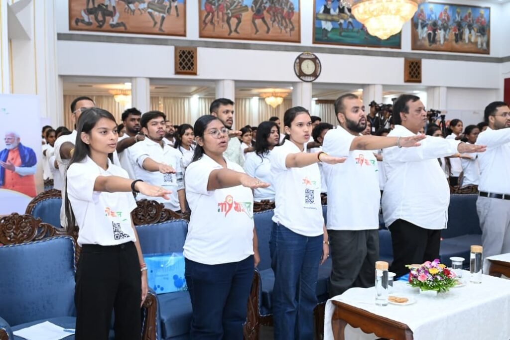नशा मुक्त युवा विकसित भारत संकल्प अभियान का शुभारंभ, रायपुर में राज्यपाल और मुख्यमंत्री ने दिलाई नशामुक्ति की शपथ